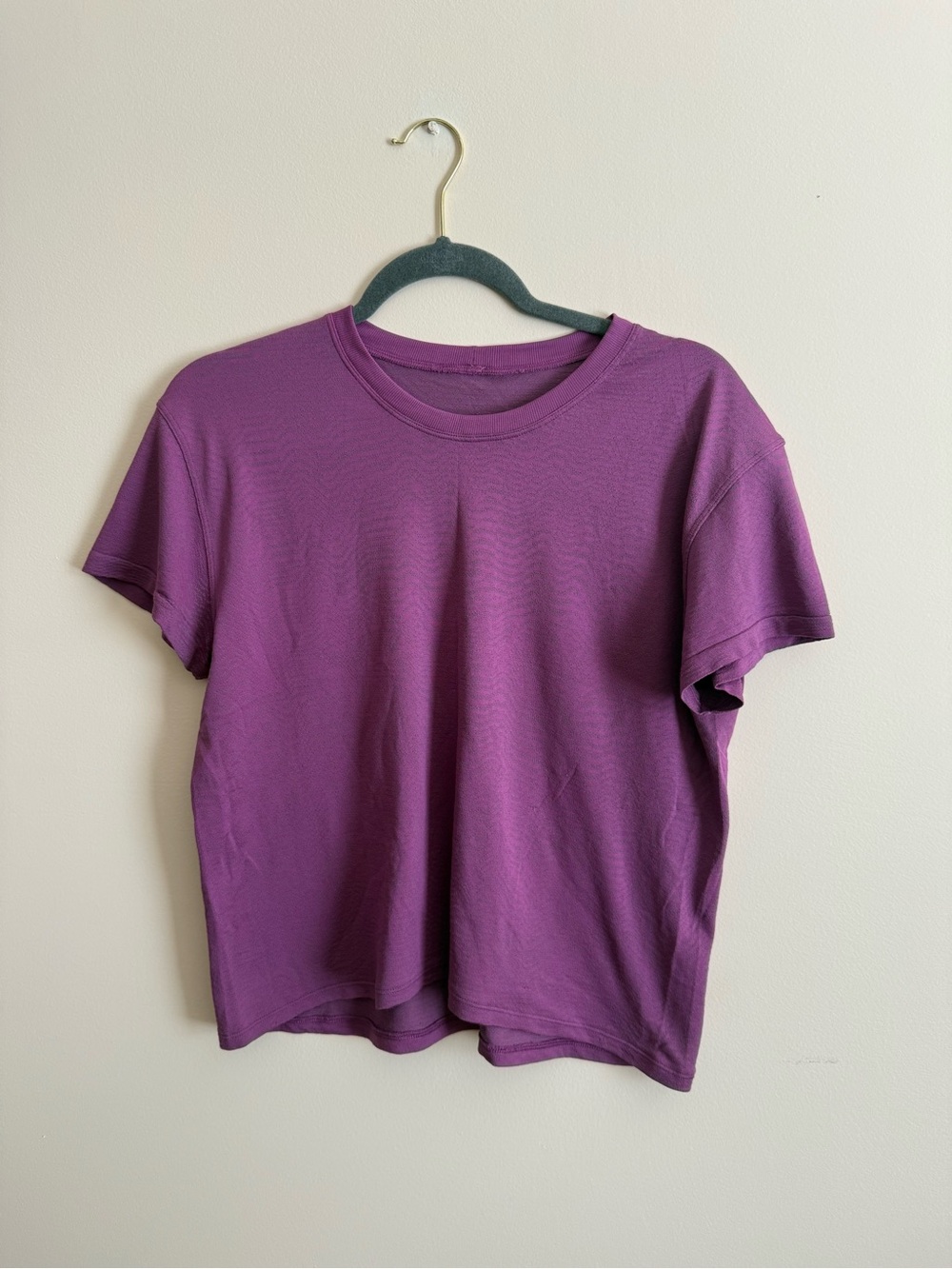 lululemon athletica train to be short sleeve